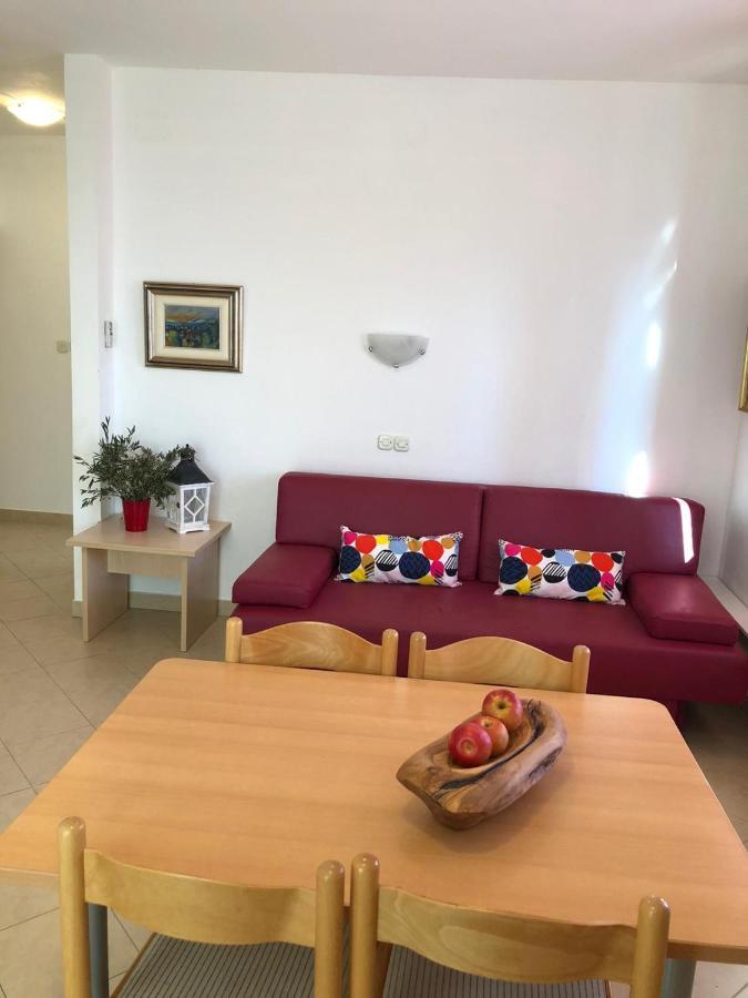 Apartments Punta 塞利讷 外观 照片